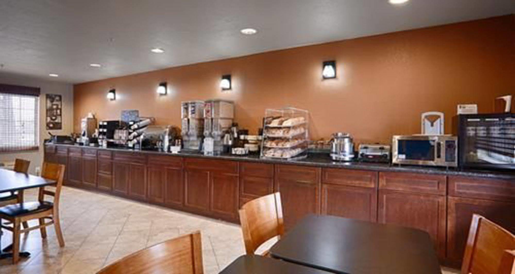 Best Western Kettleman City Inn&Suites Exterior foto